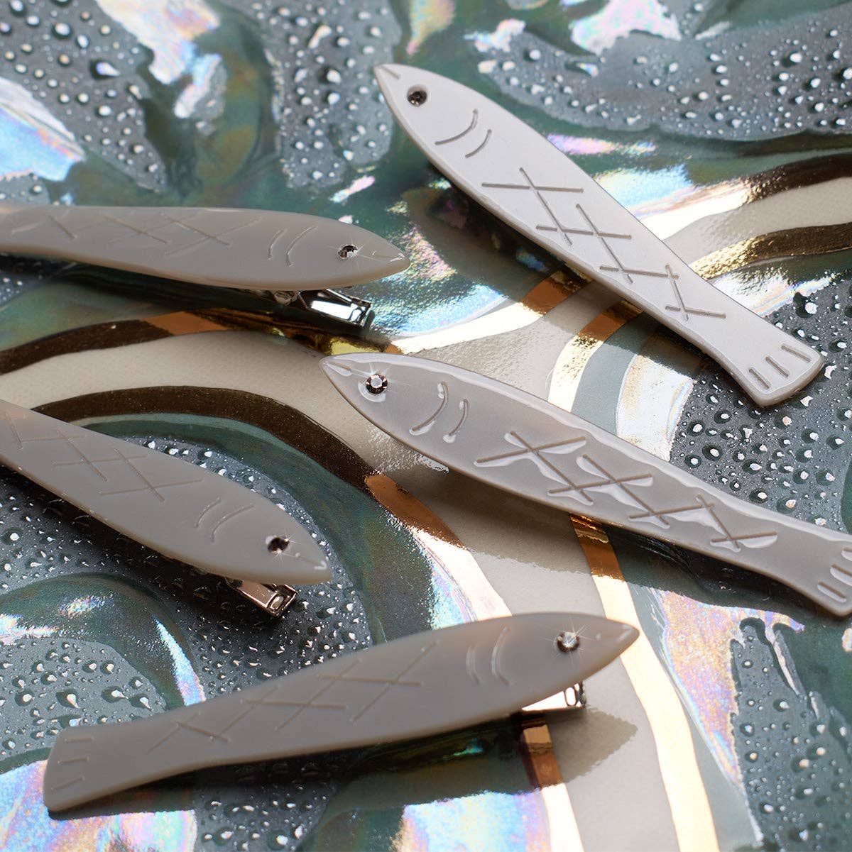 WINONA IRENE - Sardine Fish Hair Clip Set in Silver Acetate with Rhinestone