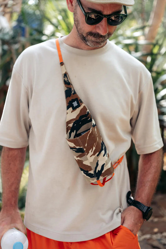 Marlon Bottle Sling Abu Dhabi Camo