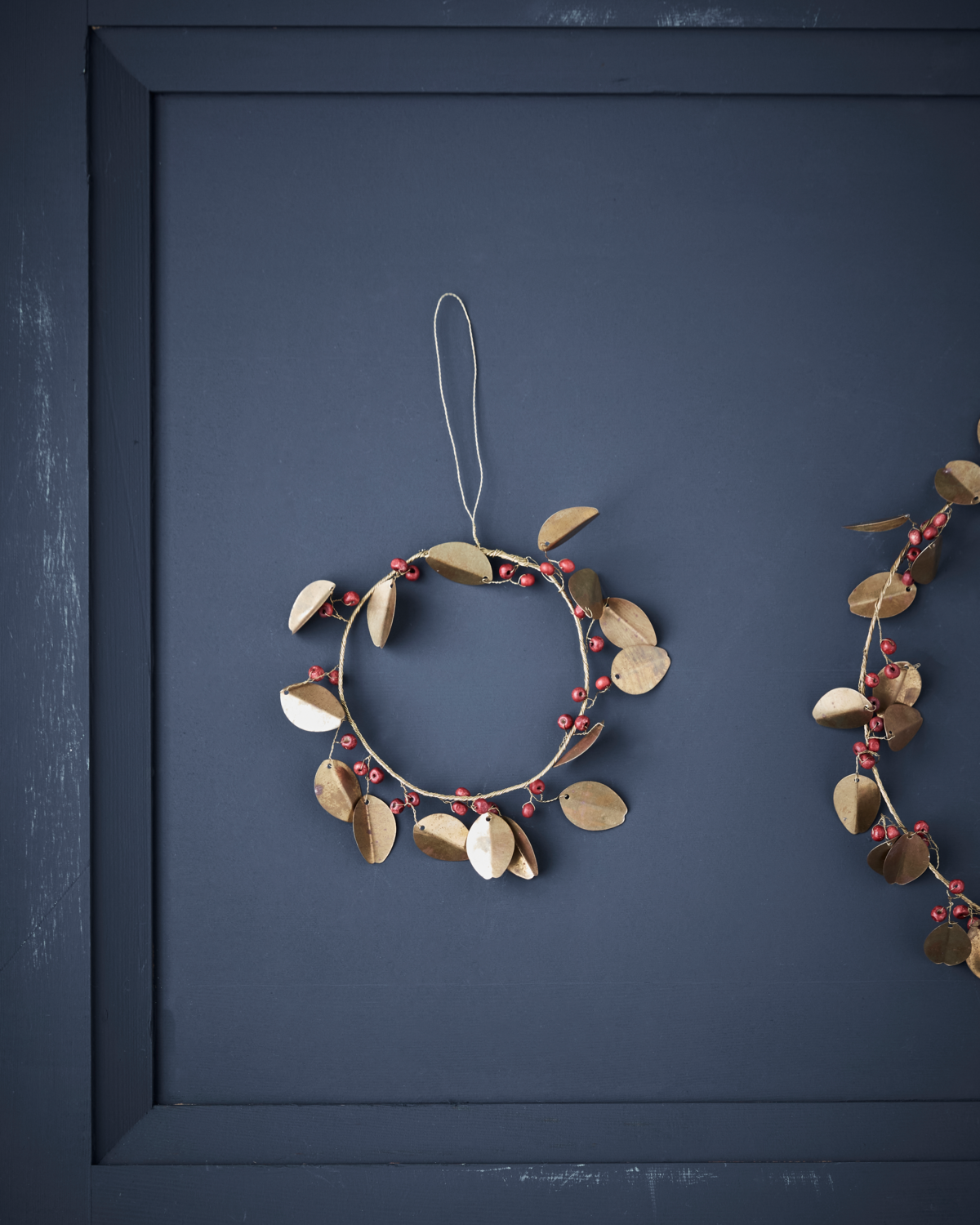 Wreath, Auric, Golden