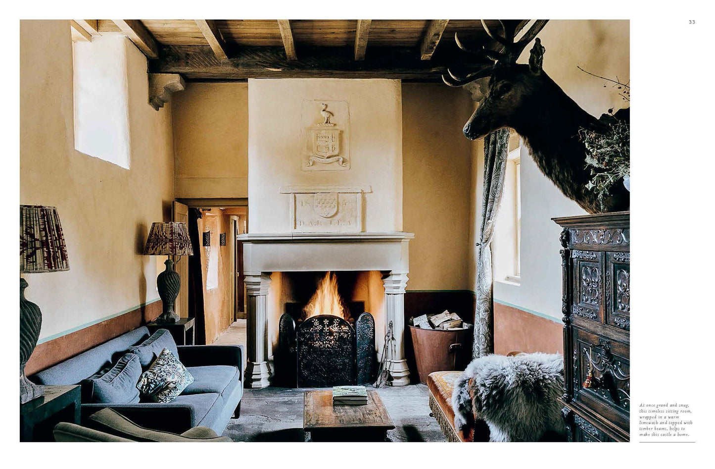 PLACE IN SCOTLAND: BEAUTIFUL SCOTTISH INTERIORS (HB) Banjo Beale