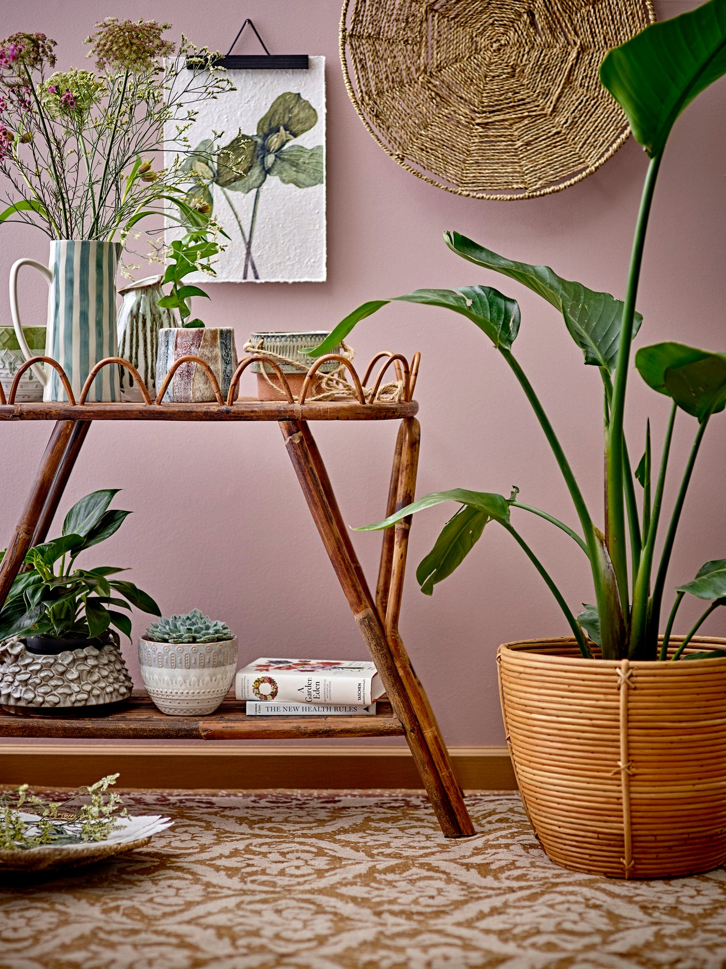 Chilas clip frame, black