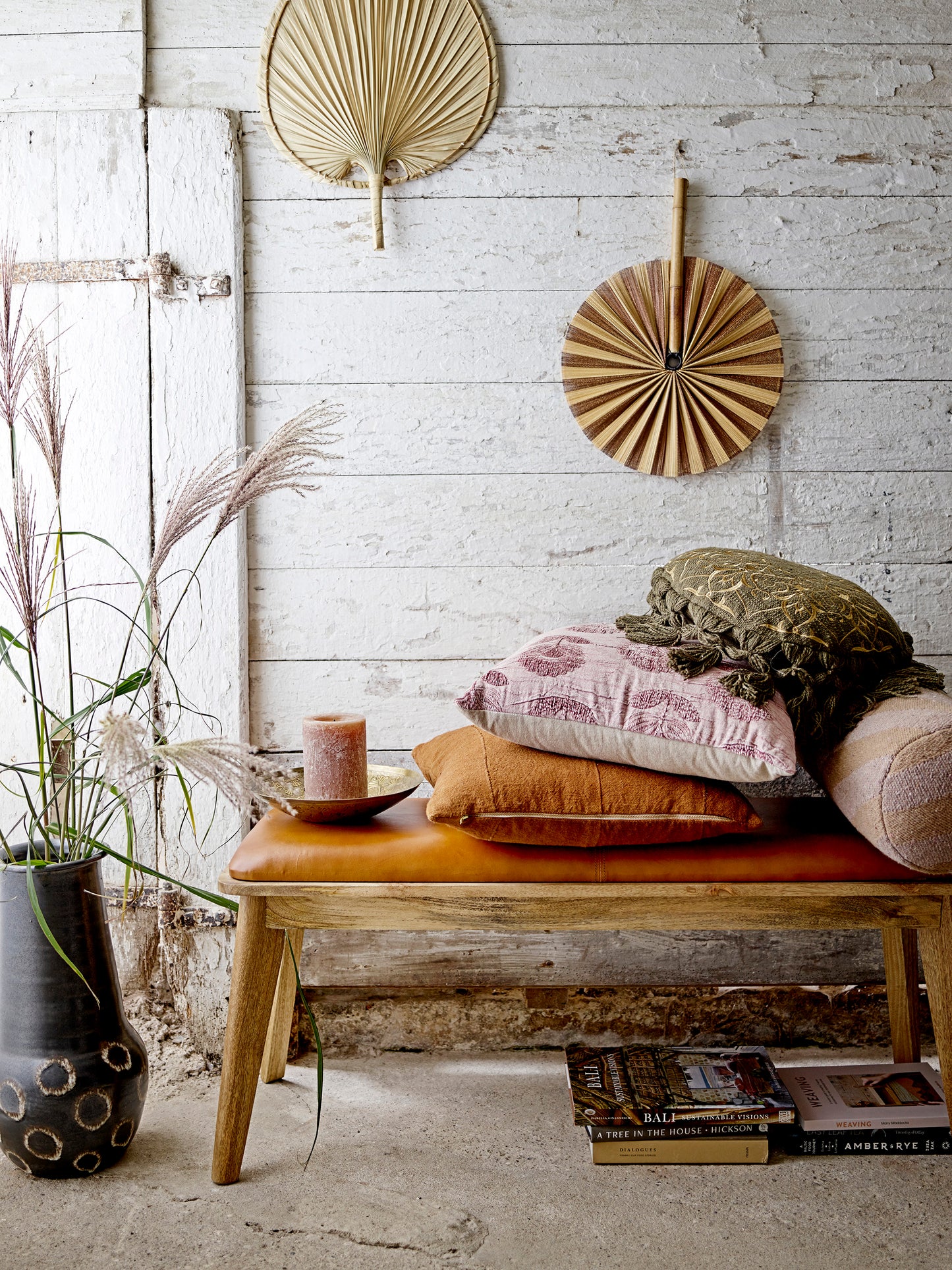 Katrin cushion