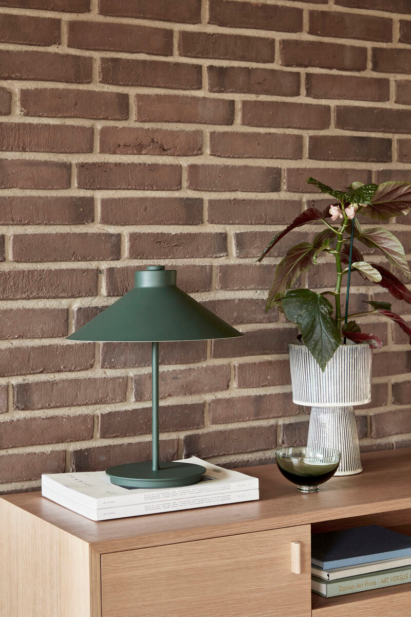 Shape table lamp, green
