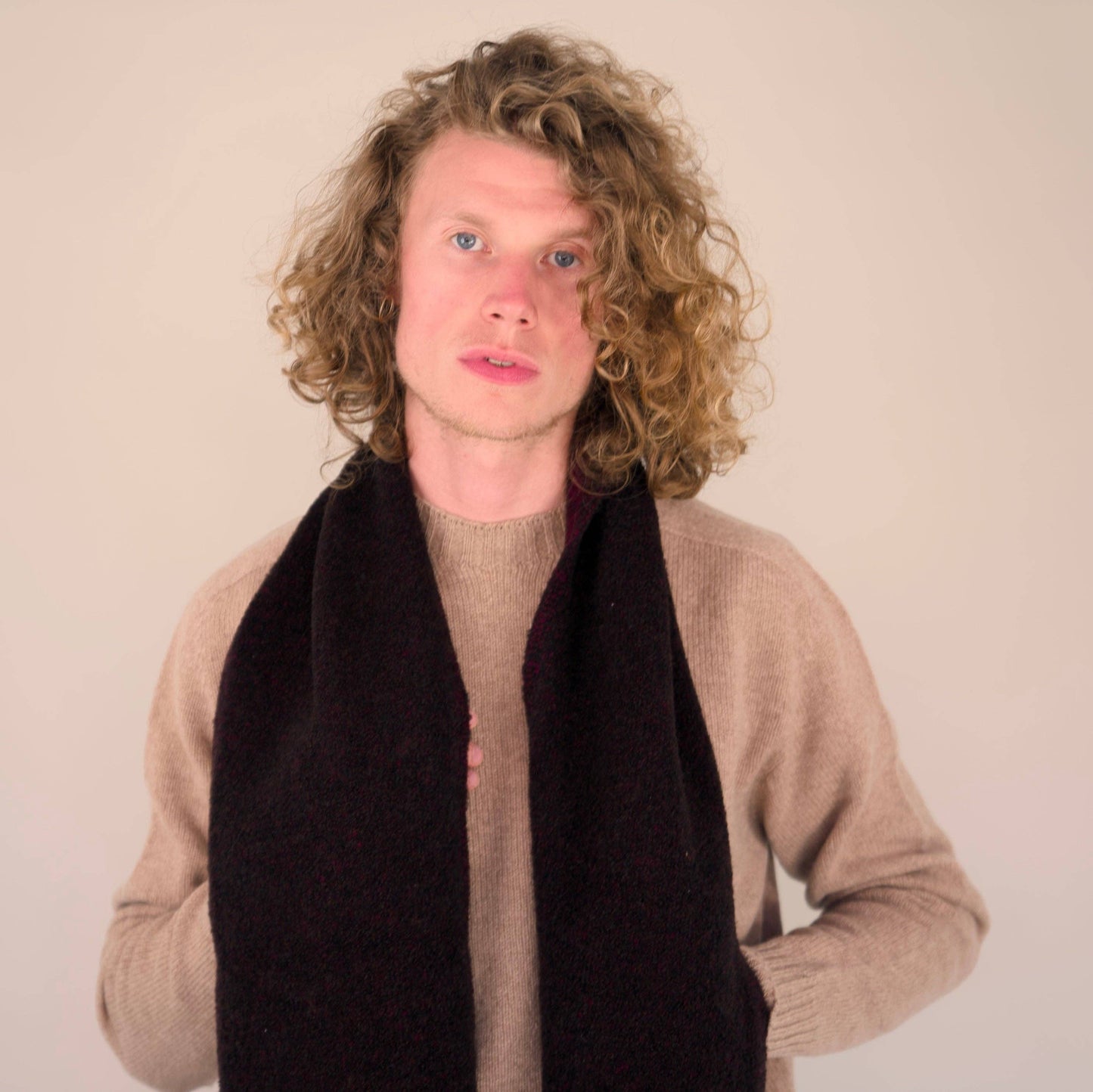 Origin Knitwear - Soufflé - Piccadilly Scarf - Brown Velvet