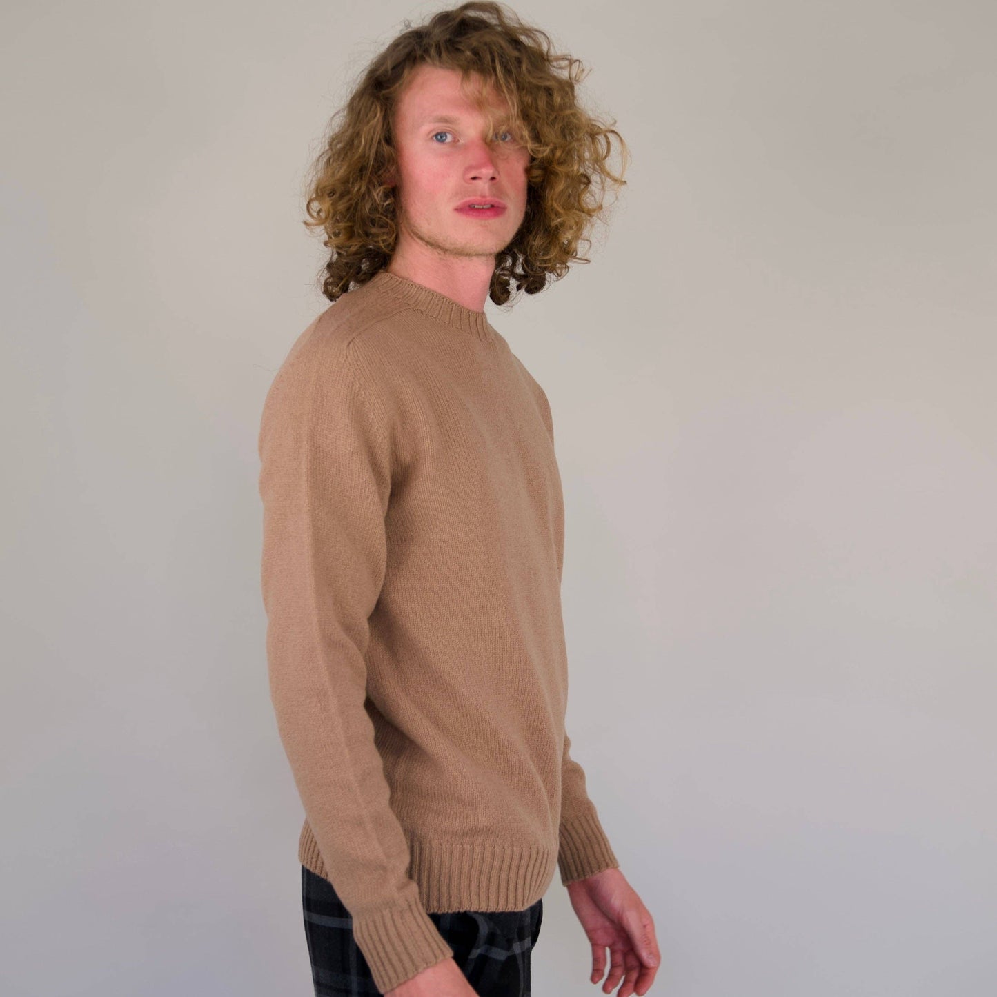Origin Knitwear - Geelong - Seamless Crew - Brown