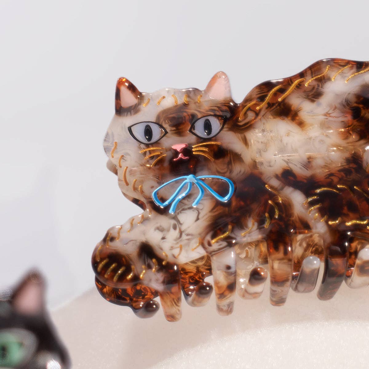 WINONA IRENE - Calico Kitty Cat Hair Claw in Cream and Tortoise Shell