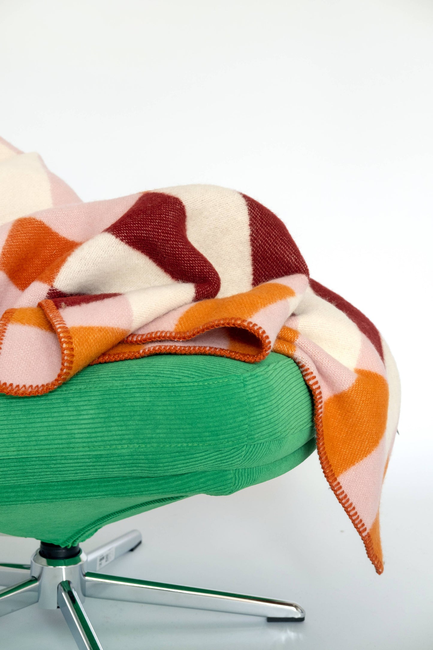 Sophie Home Ltd - Wool Throw Blanket: Studie Orange