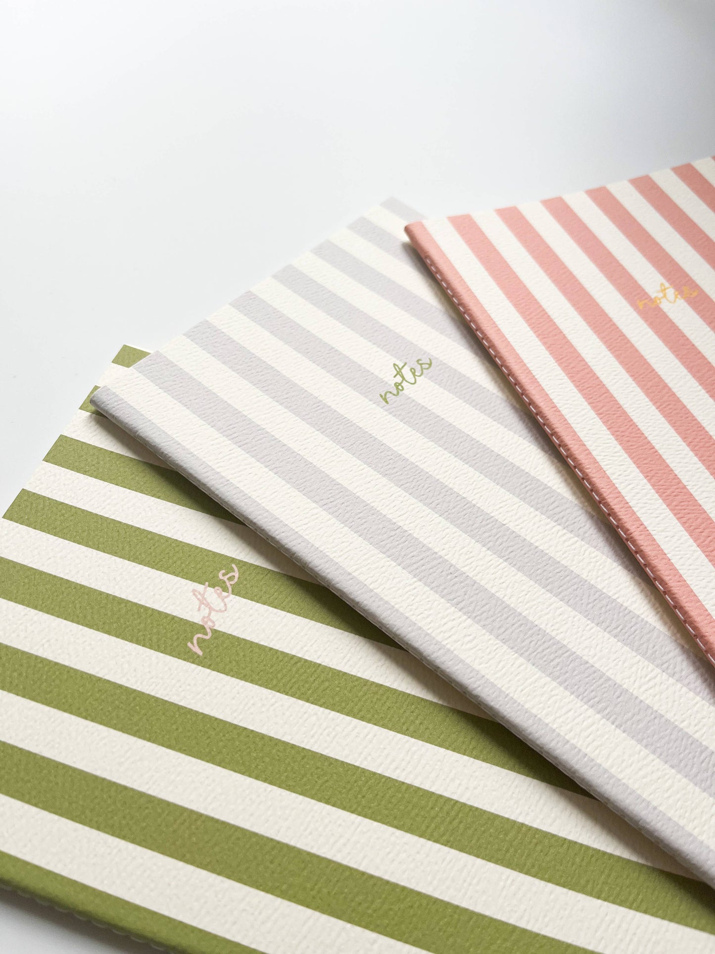 Fin Studio - Striped Notebook with Contrast Color