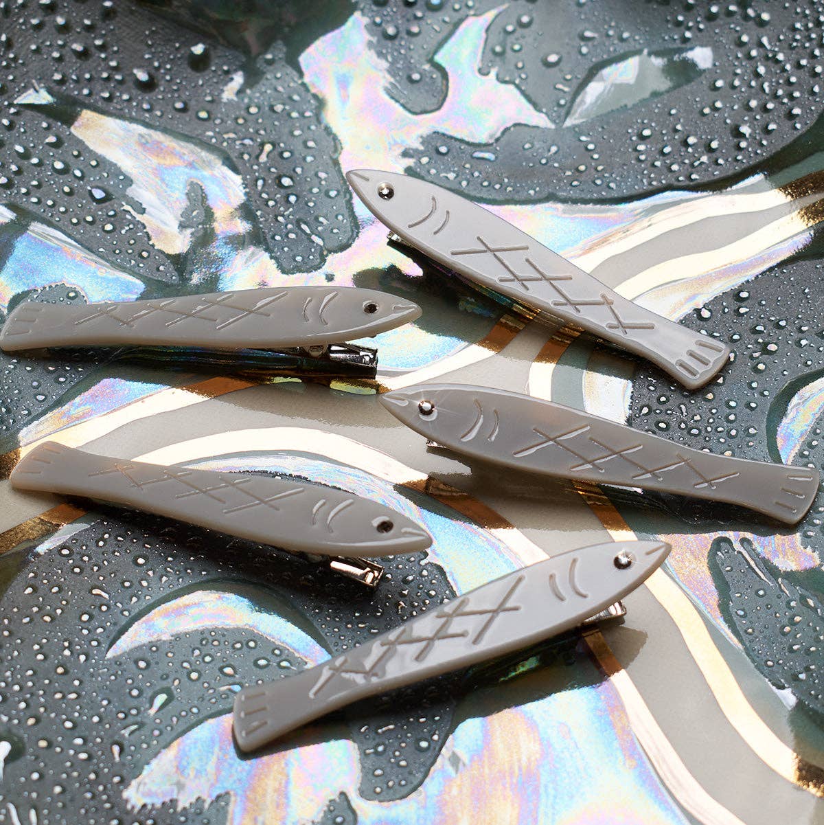 WINONA IRENE - Sardine Fish Hair Clip Set in Silver Acetate with Rhinestone