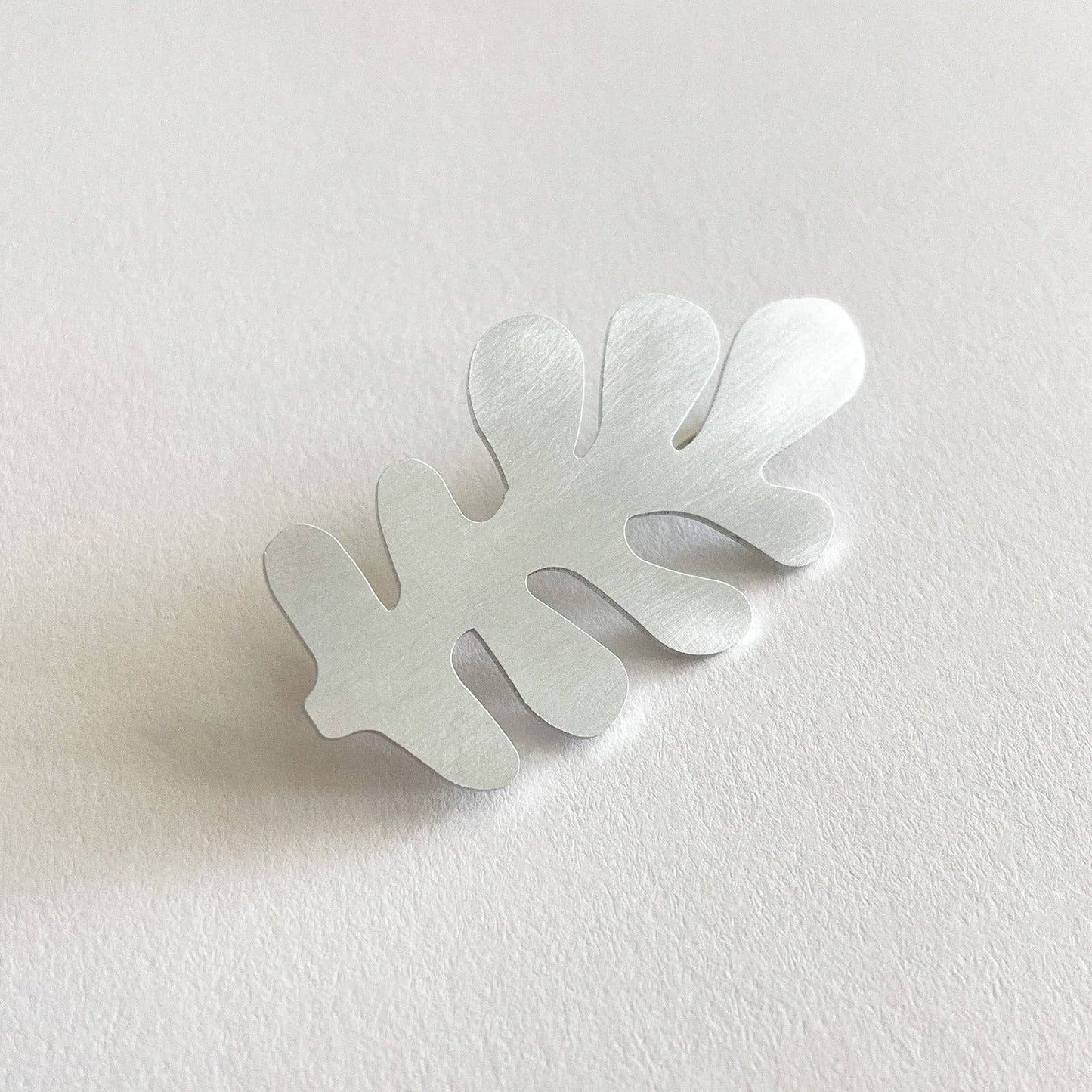 Tom Pigeon - Silver Aluminium Brack Pin
