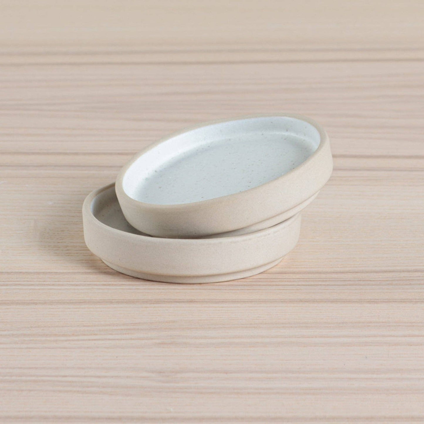 Chickidee - Organics Pillar Candle/Incense Cone Holder - Oatmeal