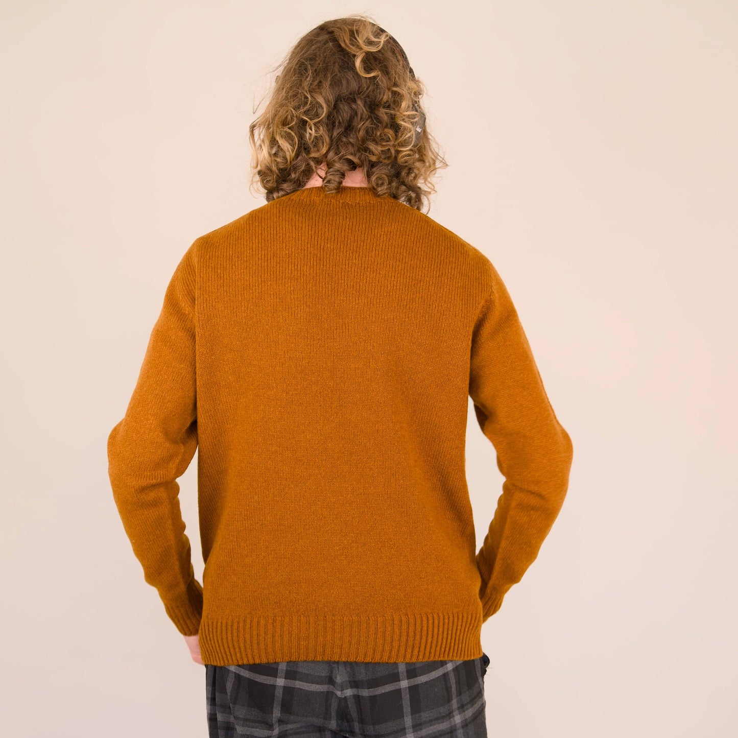 Origin Knitwear - Seamless Crew - Cumin