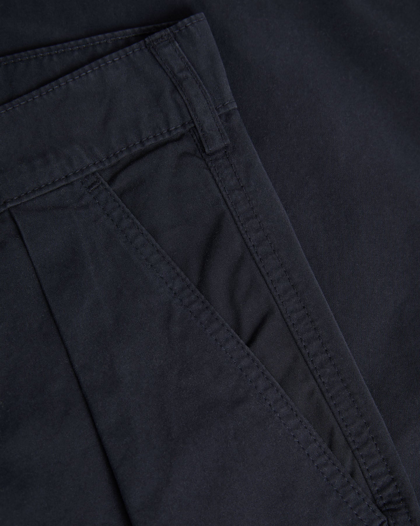 LAPA, Relaxed Pleated Shorts, Navy Canvas
