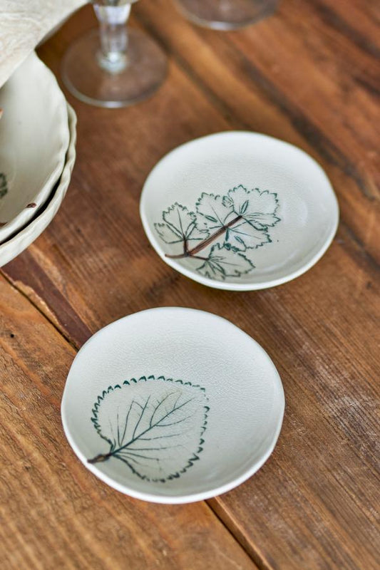 Aubrin Plates, Set of 2, Nature, Stoneware