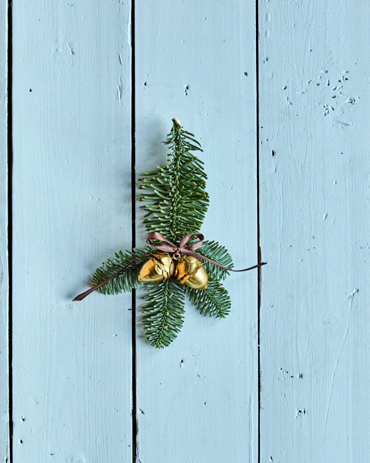 Christmas Ornaments, Acorn, Set of 4, Gold