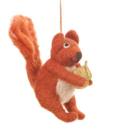 Bushy red squirrel