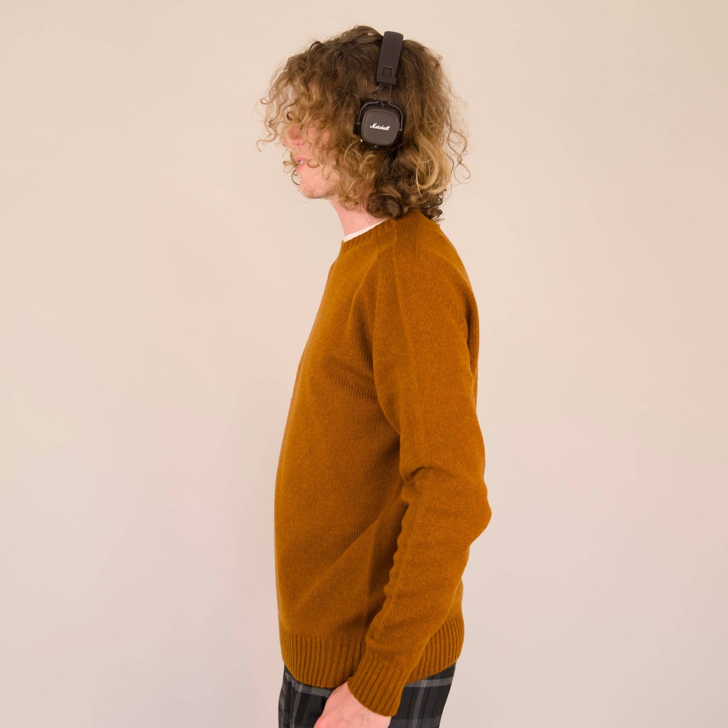 Origin Knitwear - Seamless Crew - Cumin