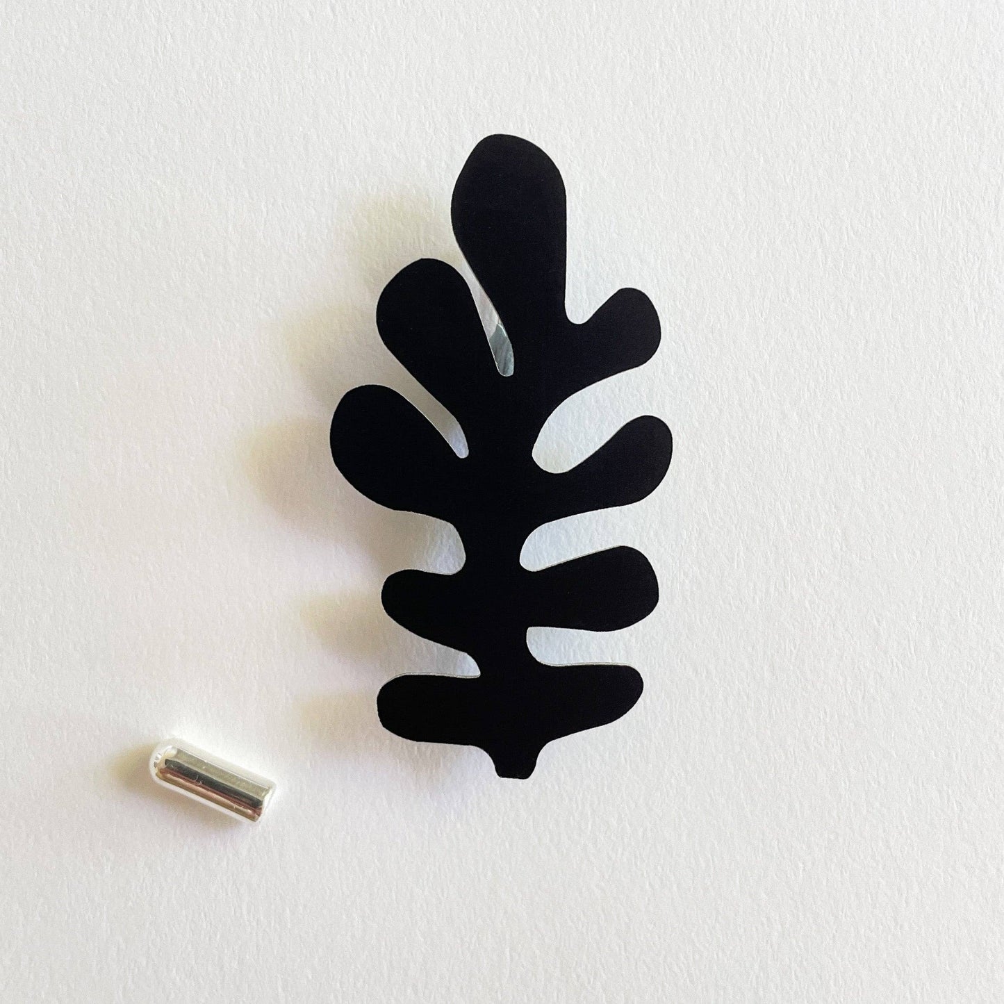 Tom Pigeon - Black Brack Pin