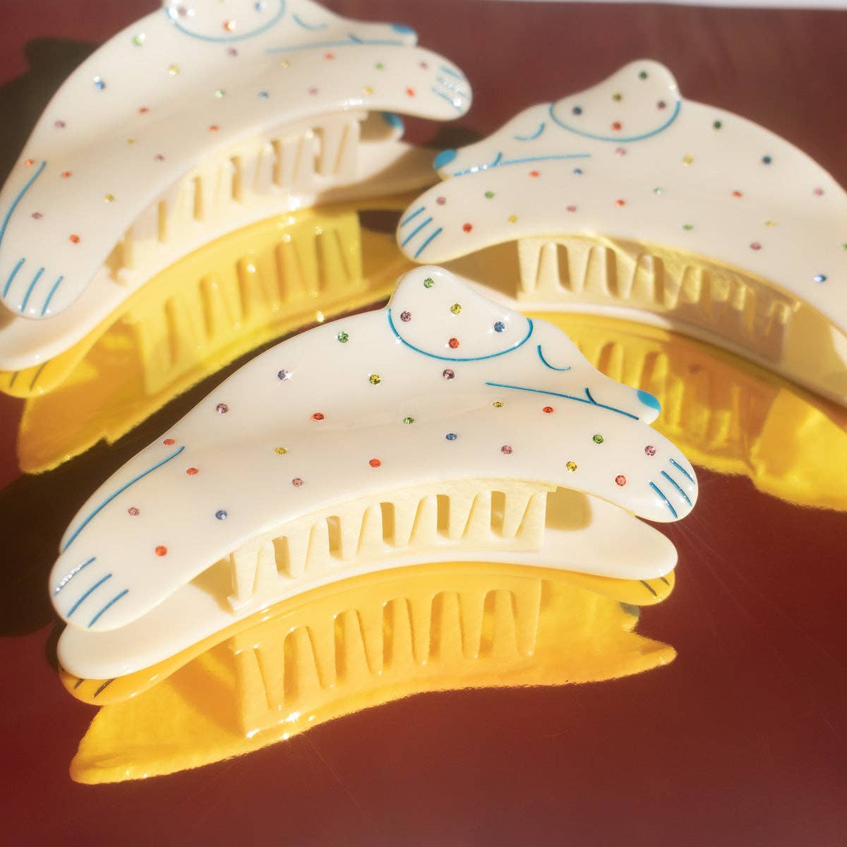 WINONA IRENE - Puppy Dog Rainbow Rhinestone and Cream Acetate Hair Claw