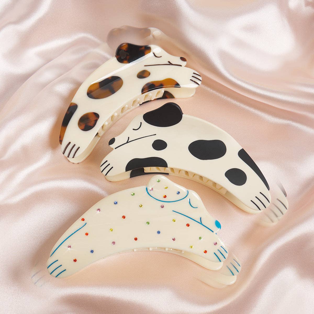 WINONA IRENE - Tortie Puppy Dog Hair Claw in Cream and Tortoise Acetate
