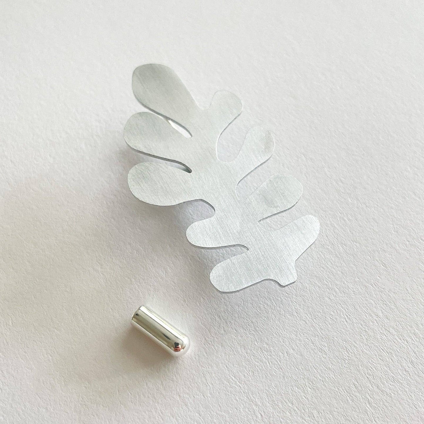 Tom Pigeon - Silver Aluminium Brack Pin